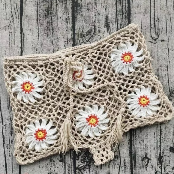 Coming Up Daisies Tan Crochet Bikini Set - Picture 4 of 4